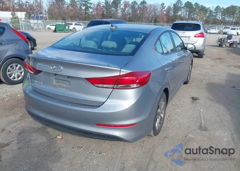2017 Hyundai Elantra Se z USA, uszkodzony, nr VIN 5NPD84LF3HH161622